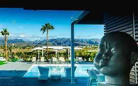 Seven Hotel & Wellness - Gay Men Only